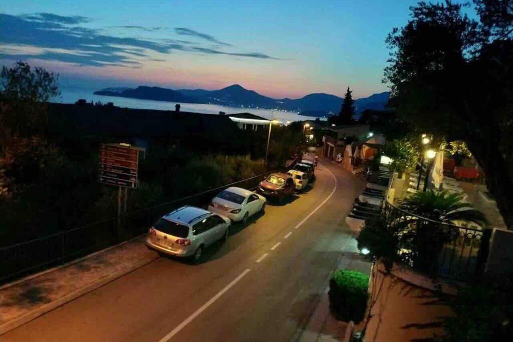 Bmv Room With East Island View Sveti Stefan Εξωτερικό φωτογραφία